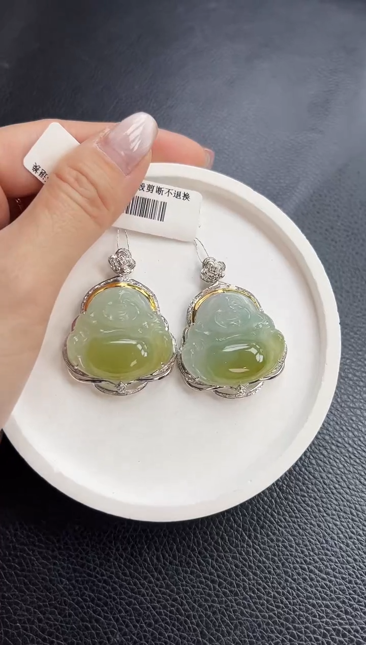 【闪购商品】翡翠颈饰18K金镶嵌YM897-2佛公