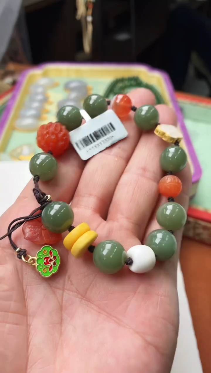 未镶嵌手链和田玉H66