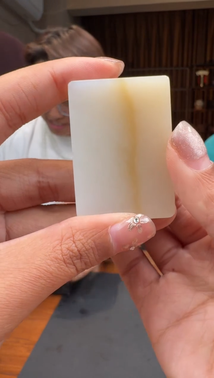 【闪购商品】和田玉45未镶嵌2.2小朱多样性发货