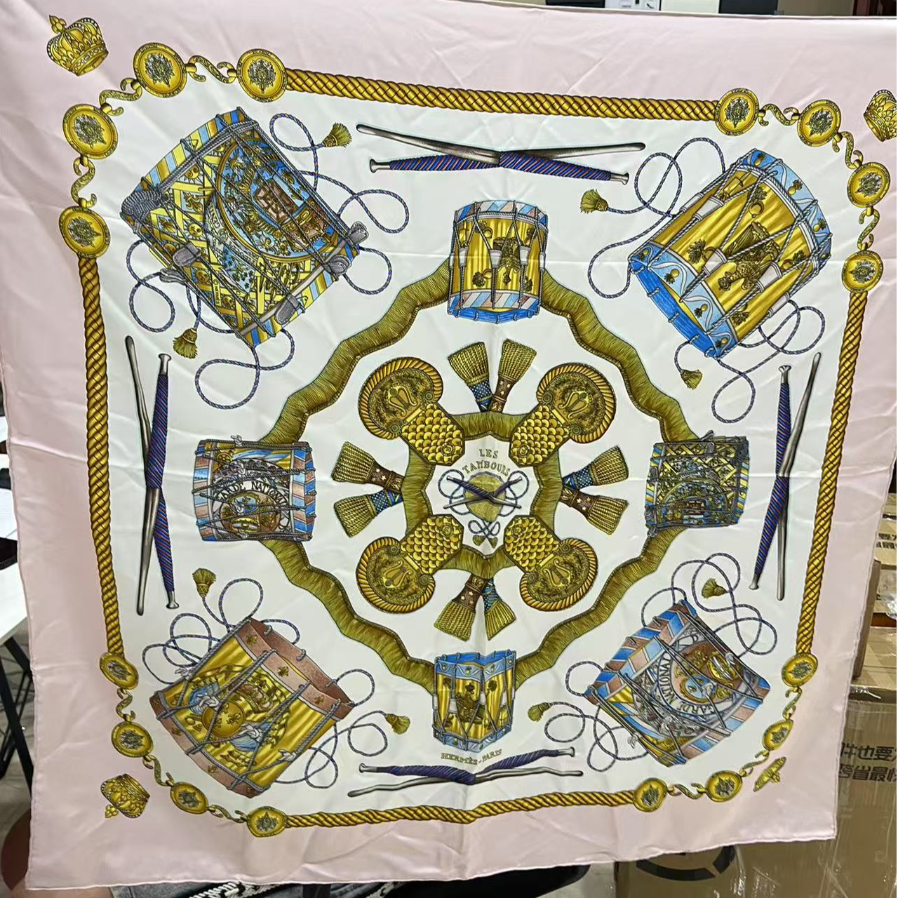 99新 Hermes/爱马仕 粉色架子鼓丝巾方巾90*90