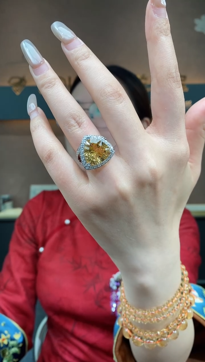 【闪购商品】黄晶戒指银S925镶嵌黄晶戒指 11#