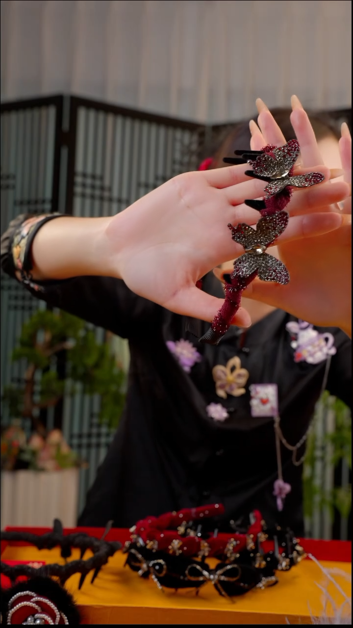 刺绣非遗苏绣绒花手工饰品