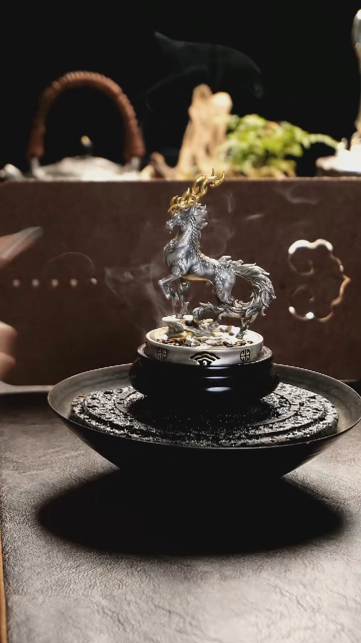 【闪购商品】境秋麒麟镀金香炉