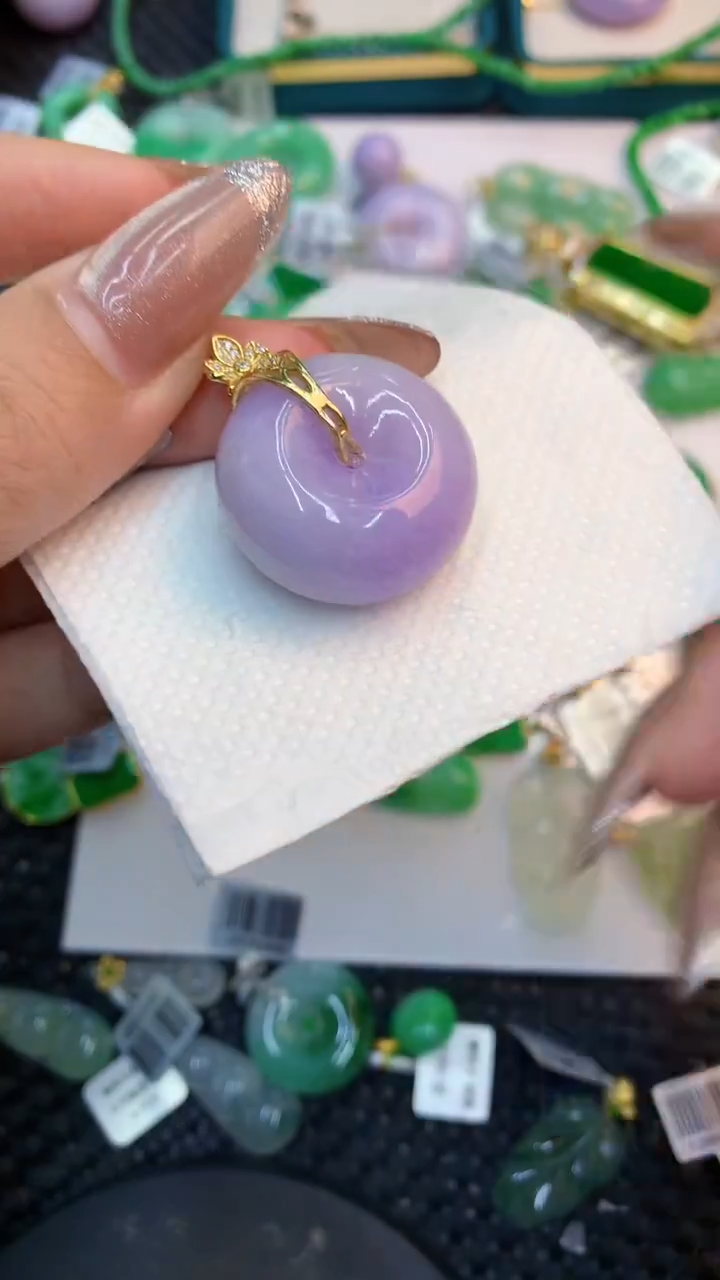 颈饰未镶嵌翡翠1