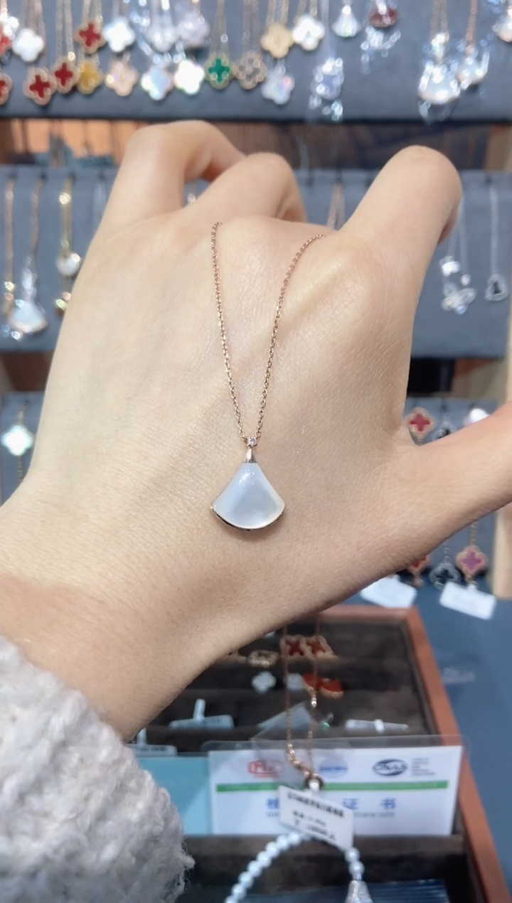 18K金镶嵌贝壳（贝母）套链甜**?贝母K玫