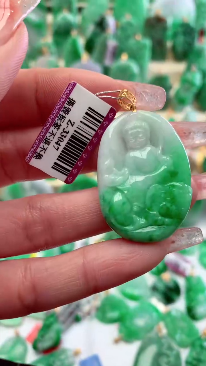 【闪购商品】翡翠颈饰18K金镶嵌挂件