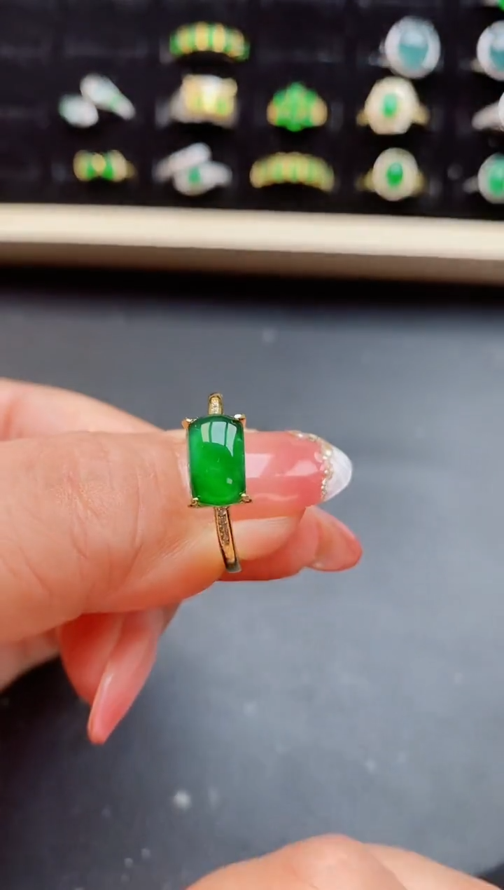 【闪购商品】翡翠戒指银S925镶嵌12121