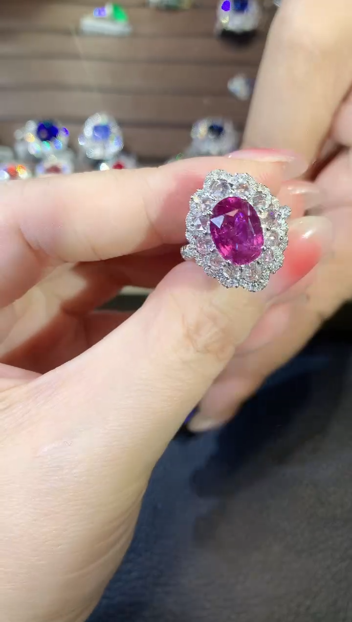 【闪购商品】彩色蓝宝石戒指18K金镶嵌F42