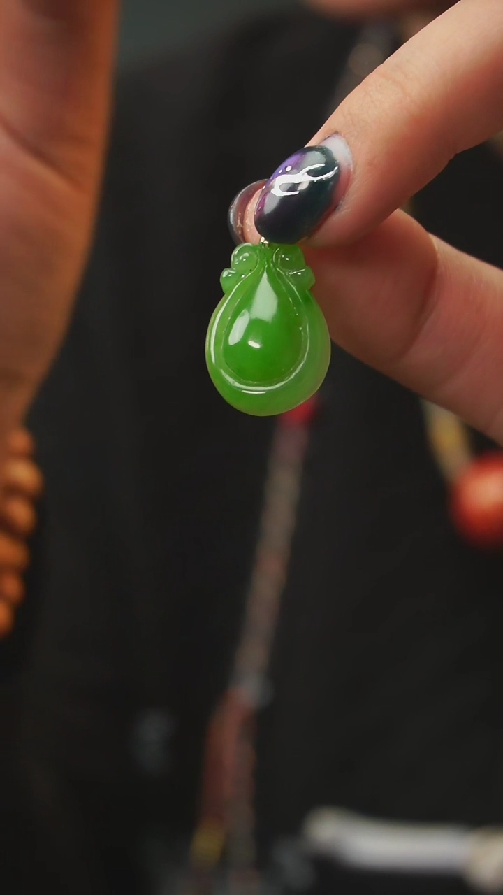 【闪购商品】和田玉吊坠18K金镶嵌A12吊坠