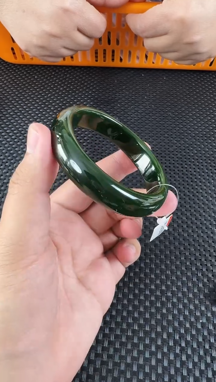 【闪购商品】和田玉（碧玉）手镯未镶嵌约59.2MM