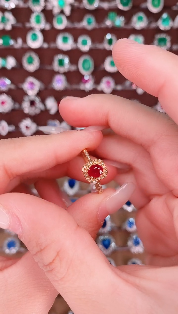 【闪购商品】红宝石18K金戒指18K金镶嵌0.55克拉