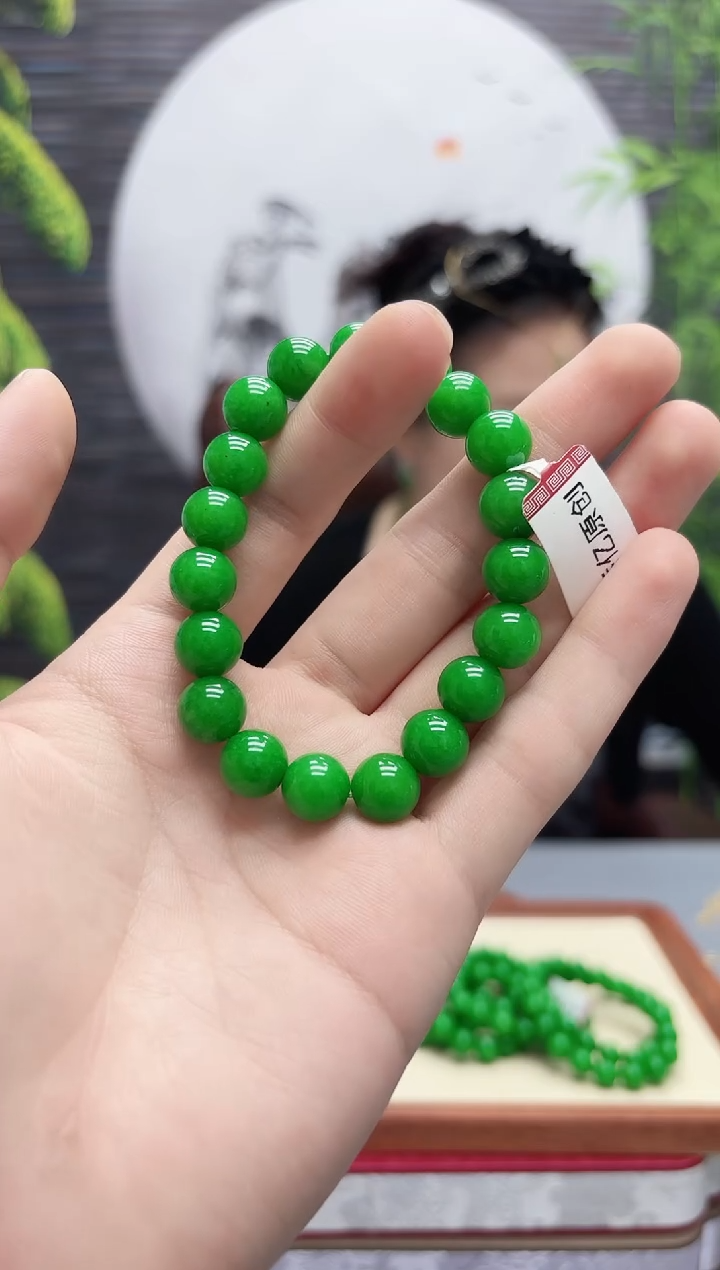 未镶嵌手串翡翠满绿卡10手串