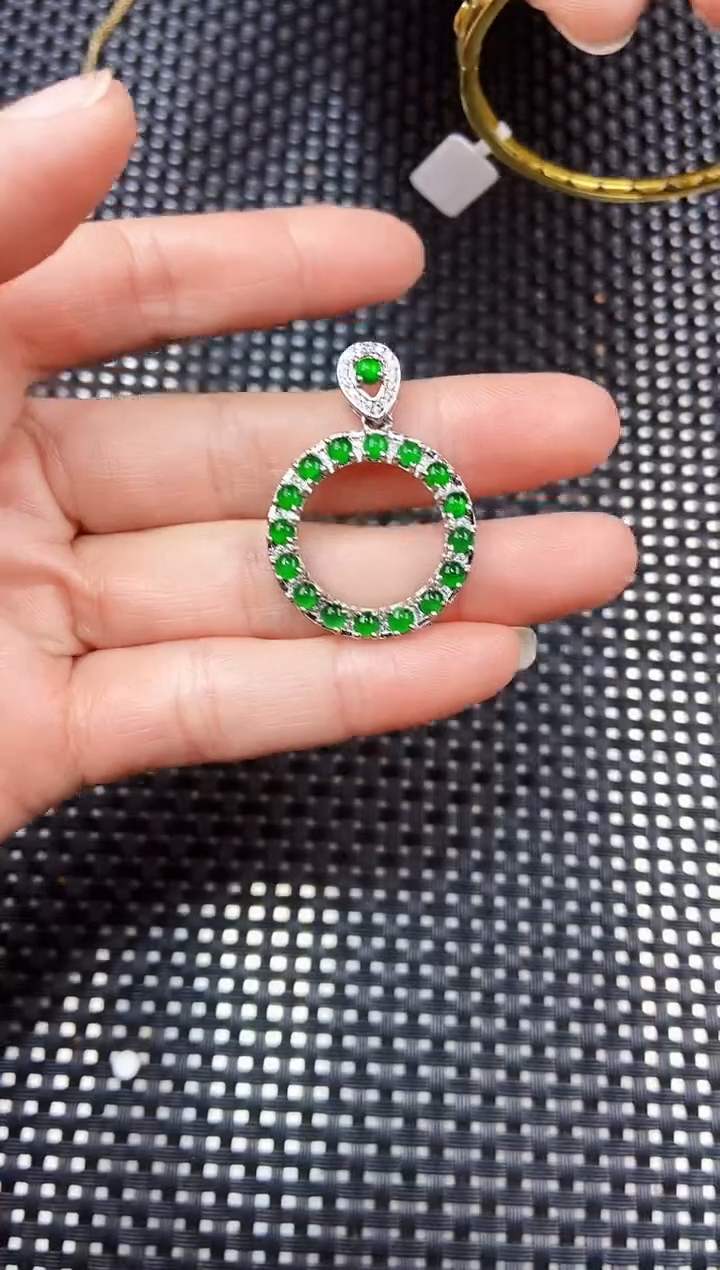 【闪购商品】翡翠吊坠(不含链)未镶嵌1111111111