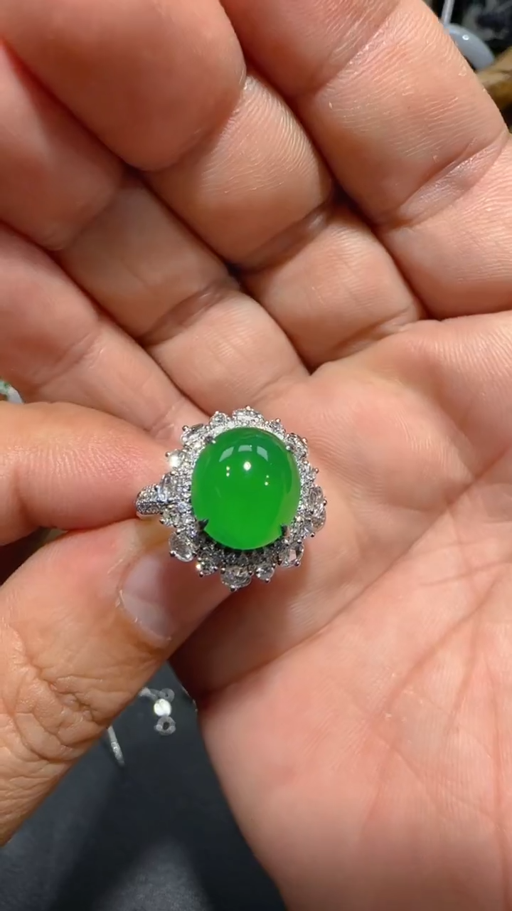 【闪购商品】翡翠戒指18K金镶嵌戒指