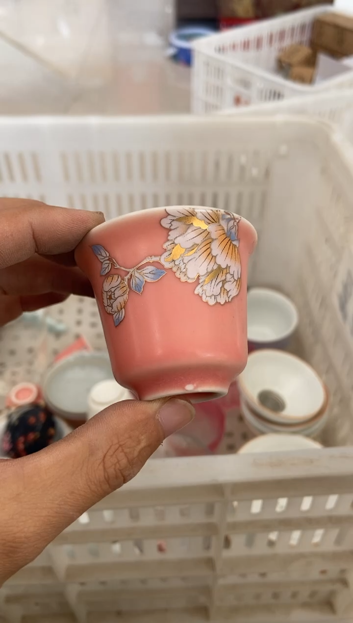 杯无运费险有瑕疵的摄影的产品有使用过的痕迹有点脏介意勿拍