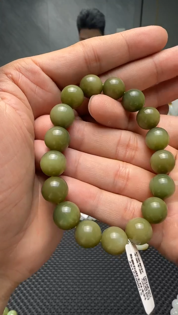 未镶嵌手串和田玉黑羊洞碧玉手串卡12