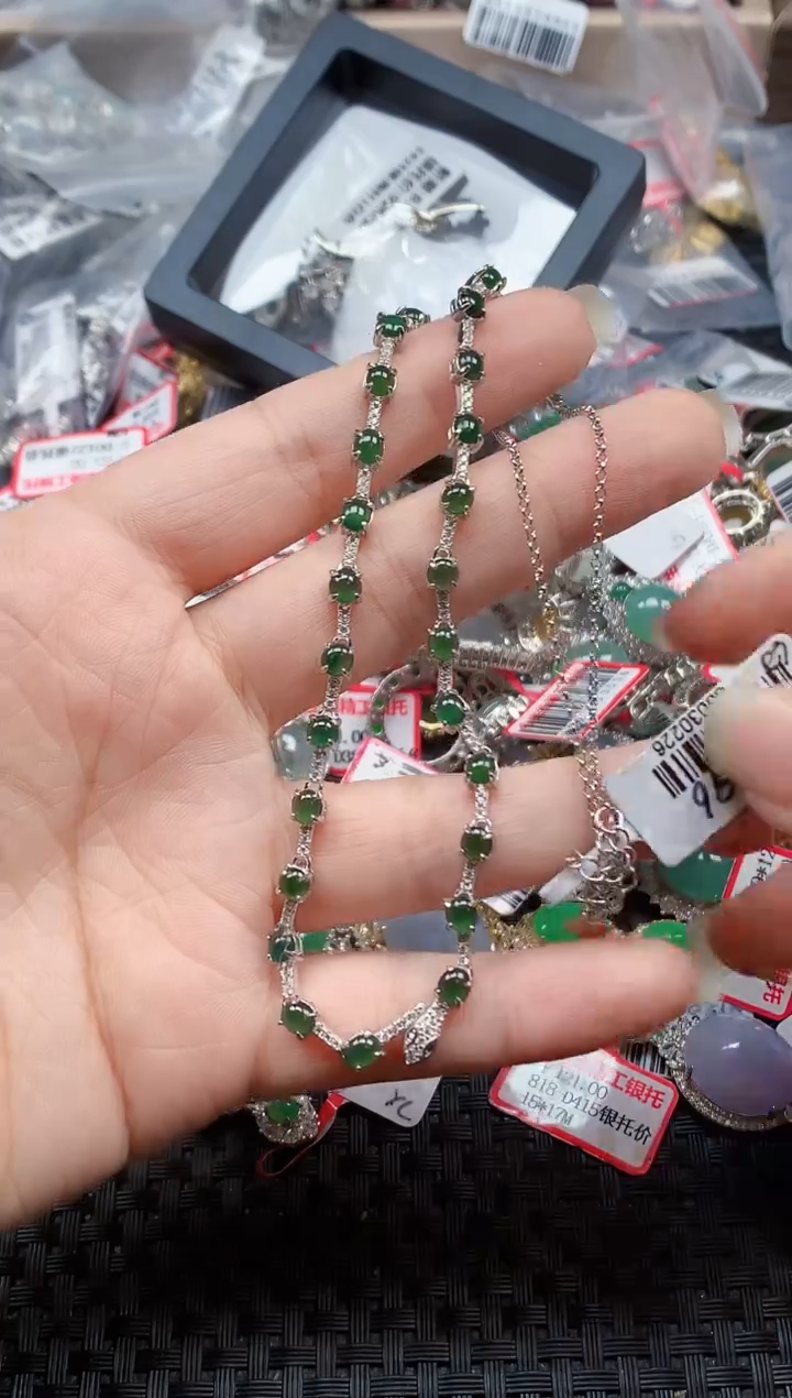 银S925镶嵌戒指翡翠马*姐天然A货缅甸翡翠