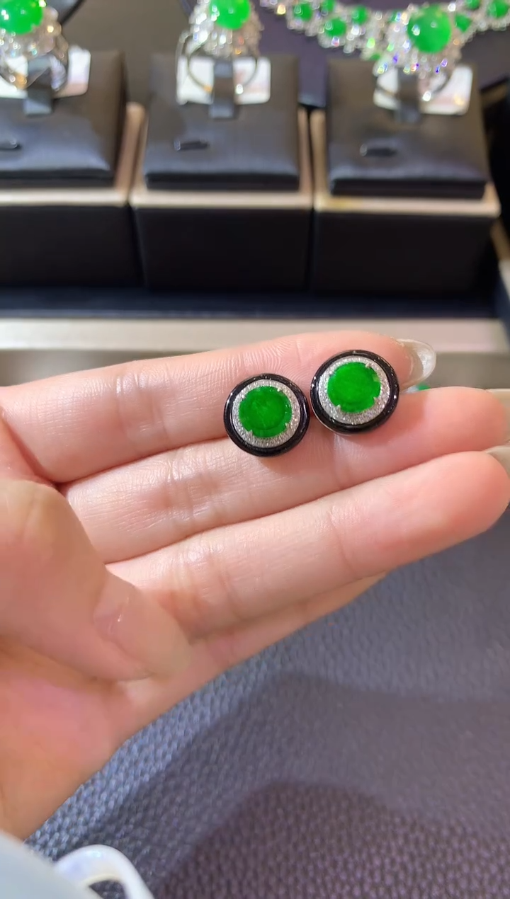 【闪购商品】翡翠耳饰18K金镶嵌A81翡翠