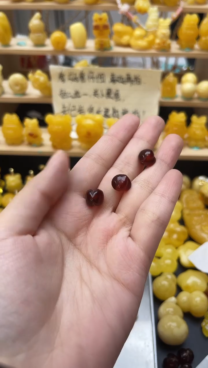 琥珀未镶嵌珠宝奇石101琥珀蜜蜡微瑕多样性随机发其一