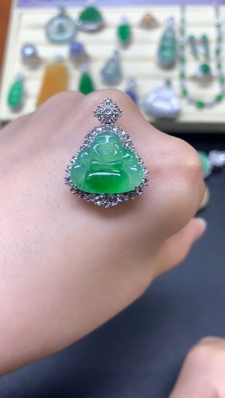 【闪购商品】翡翠吊坠(不含链)18K金镶嵌吊坠|7800+780