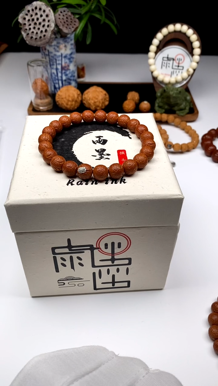 猴头核桃吊坠龙纹桃核399