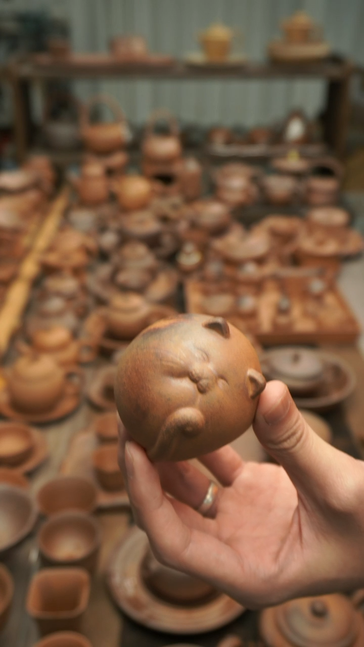 原矿老岩泥  猪咪茶宠摆件