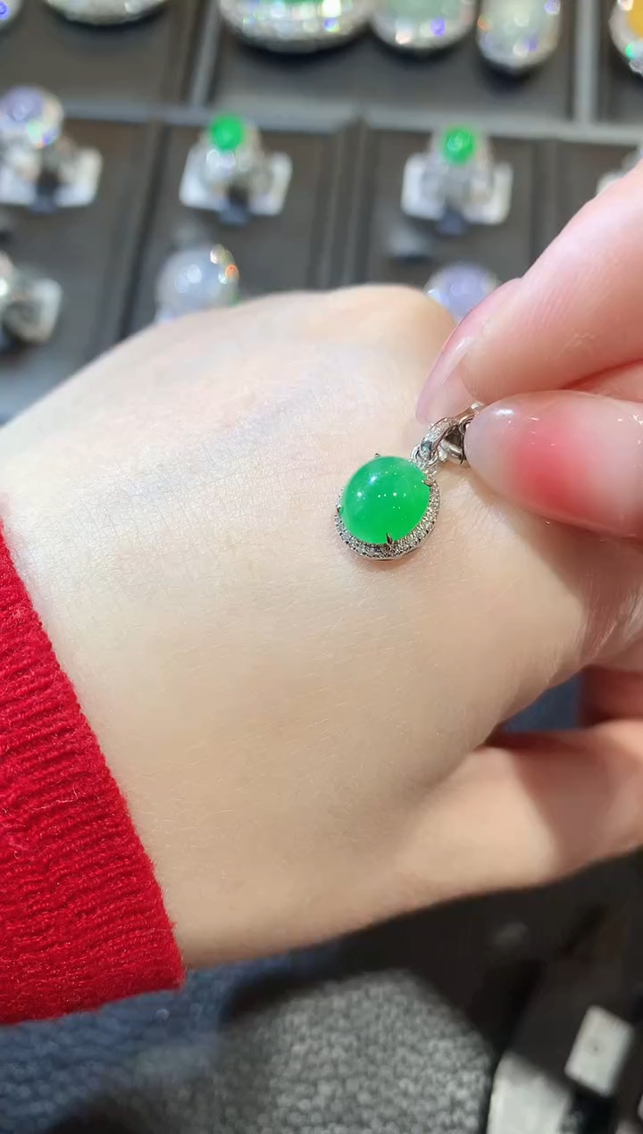 【闪购商品】翡翠吊坠(不含链)18K金镶嵌a20  多样性发货一件