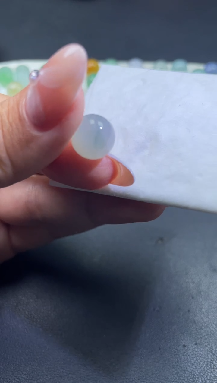 【闪购商品】翡翠颈饰未镶嵌BBBBB131