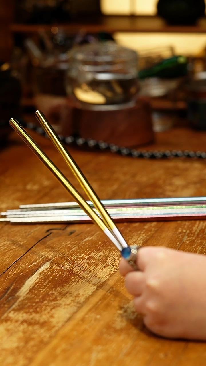 【闪购商品】莺歌烧/五桃献寿亮光黑地炉