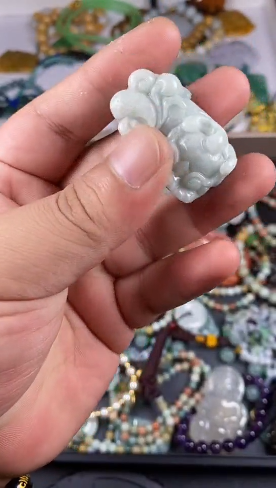 翡翠未镶嵌颈饰天然翡翠