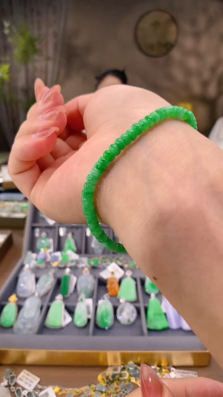 吊坠(不含链)未镶嵌翡翠手串