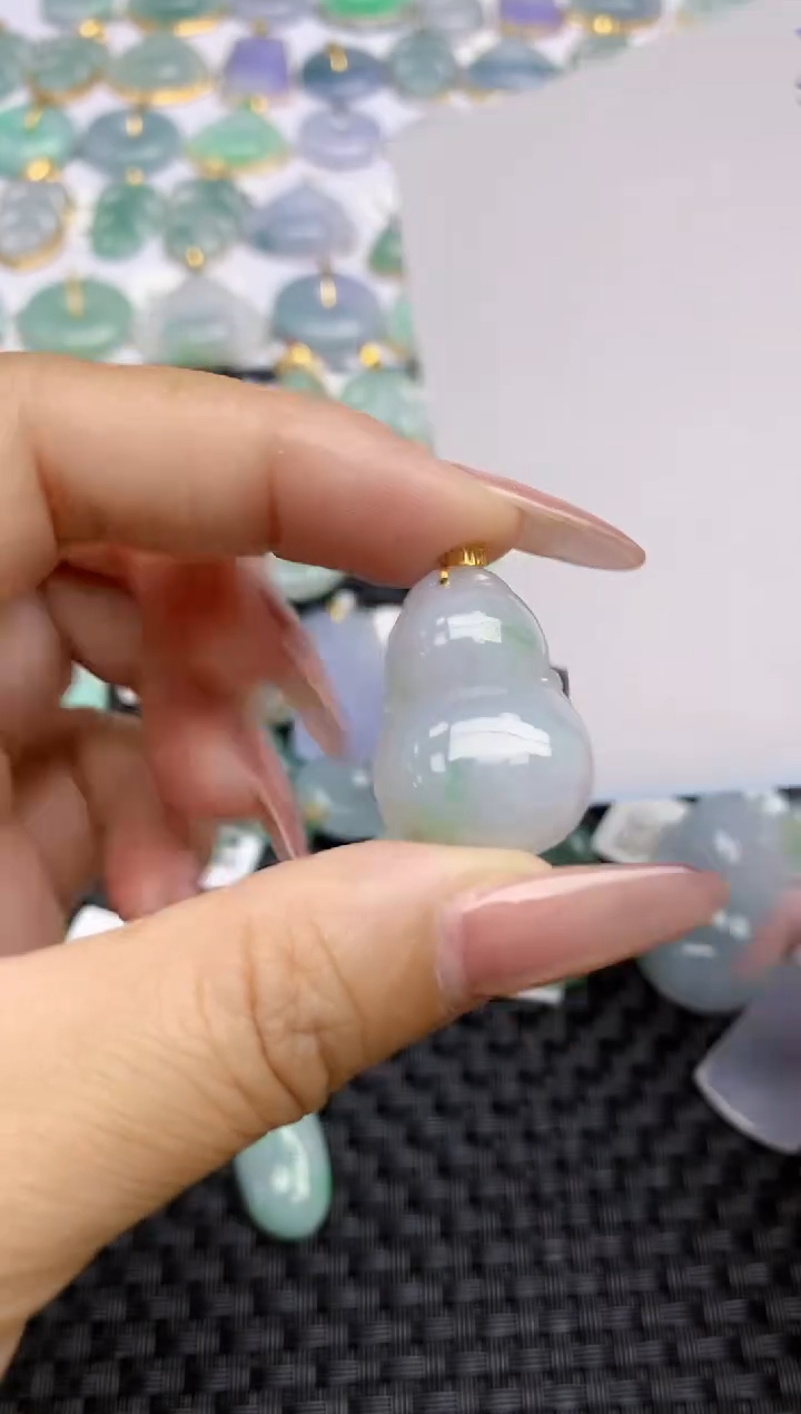 【闪购商品】翡翠颈饰18K金镶嵌天然A货翡翠 38