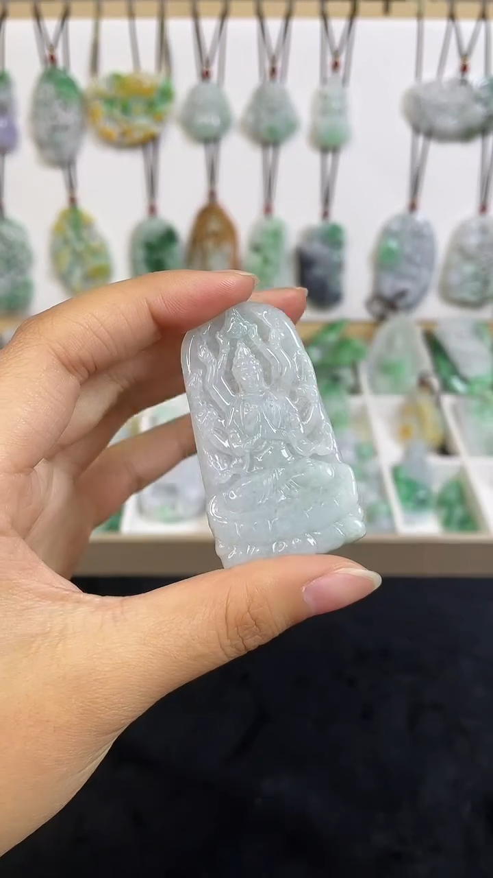 颈饰未镶嵌翡翠1