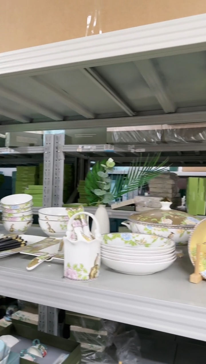 【闪购商品】瓷J033------------