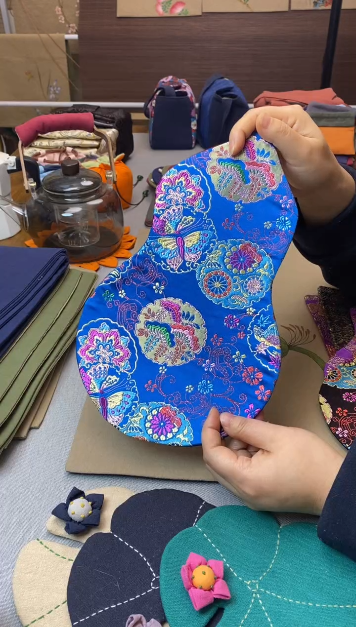 织锦葫芦茶席（蓝蝴蝶）