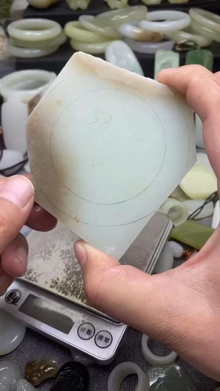 定制和田玉毛货抛光手镯