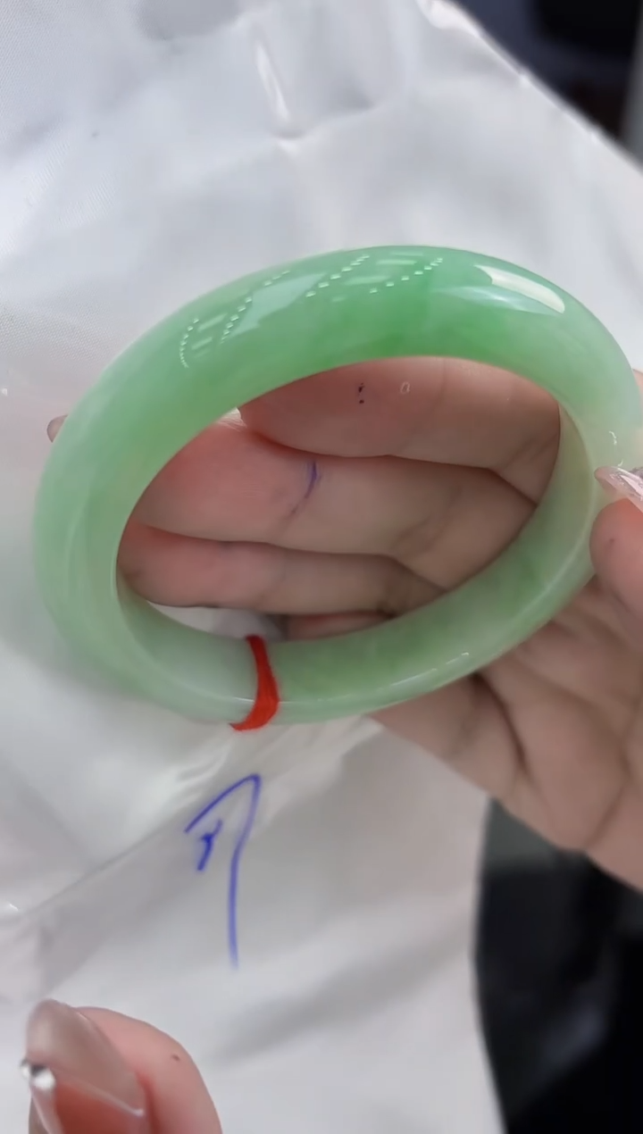 【闪购商品】翡翠手镯未镶嵌翡翠手镯