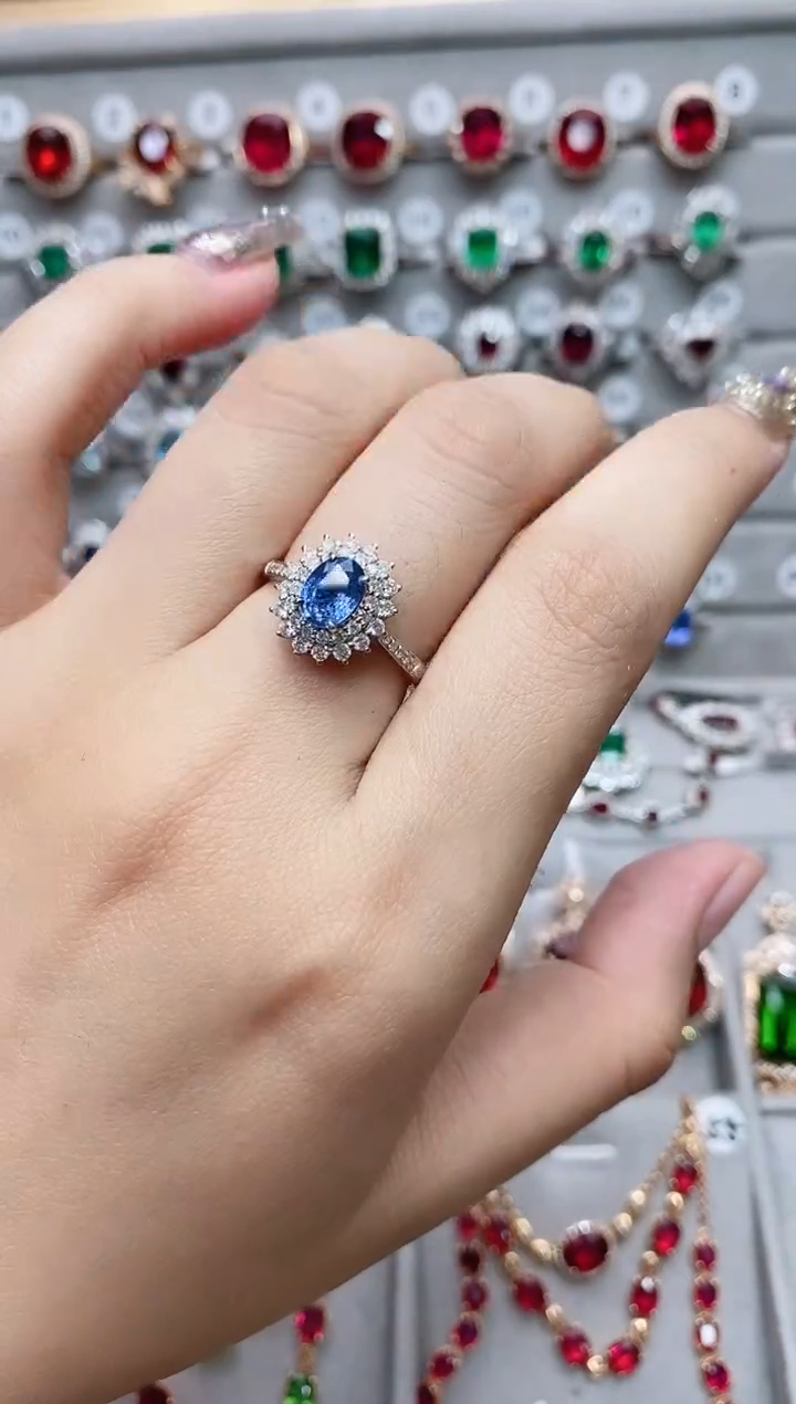 【闪购商品】蓝宝石18K金戒指18K金镶嵌·