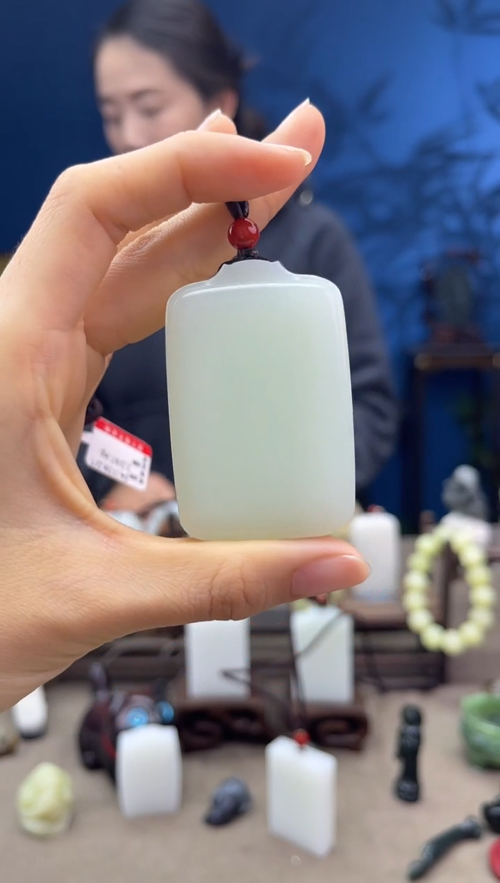 【闪购商品】和田玉颈饰未镶嵌1