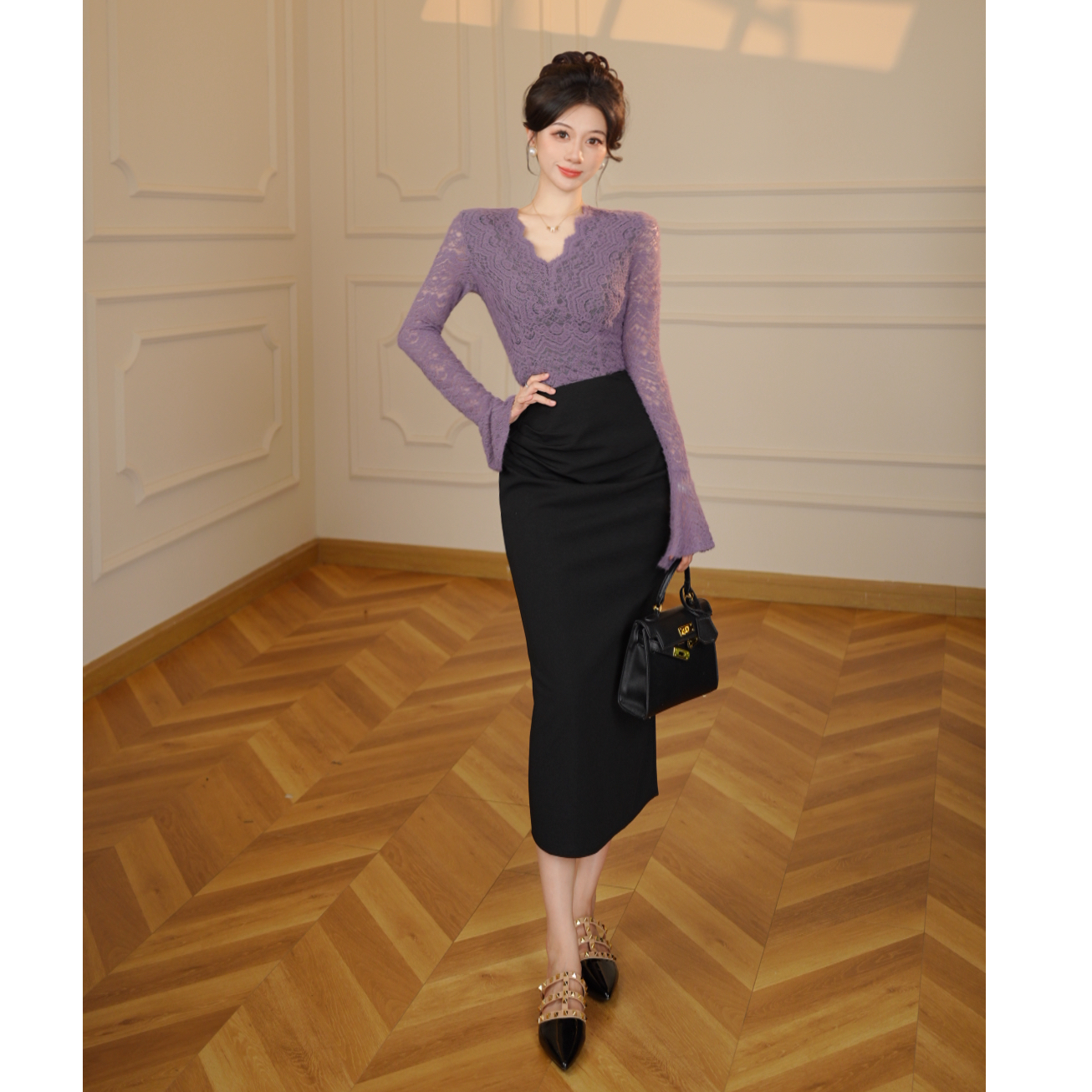 【张小小】【两件套】【无拉链】V领时尚春秋新款修身上衣+半身裙D3621