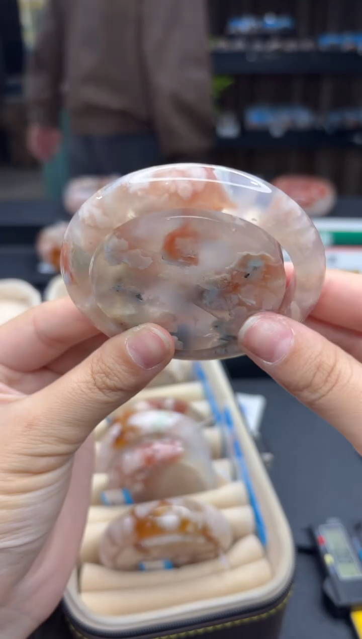 【闪购商品】石英质玉手镯未镶嵌616（58圈赠送镯心）