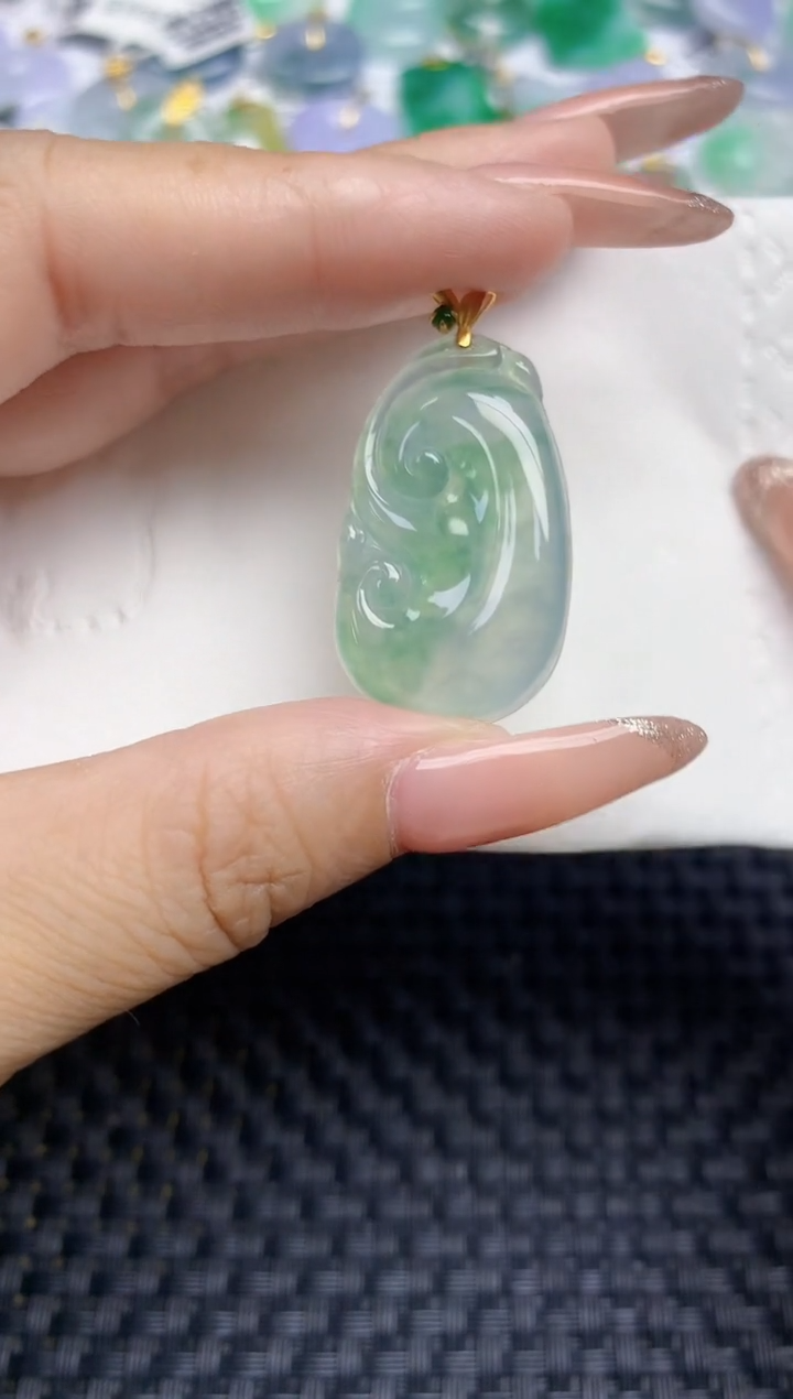 颈饰18K金镶嵌翡翠天然缅甸A货翡翠百元以上9元证书费自理