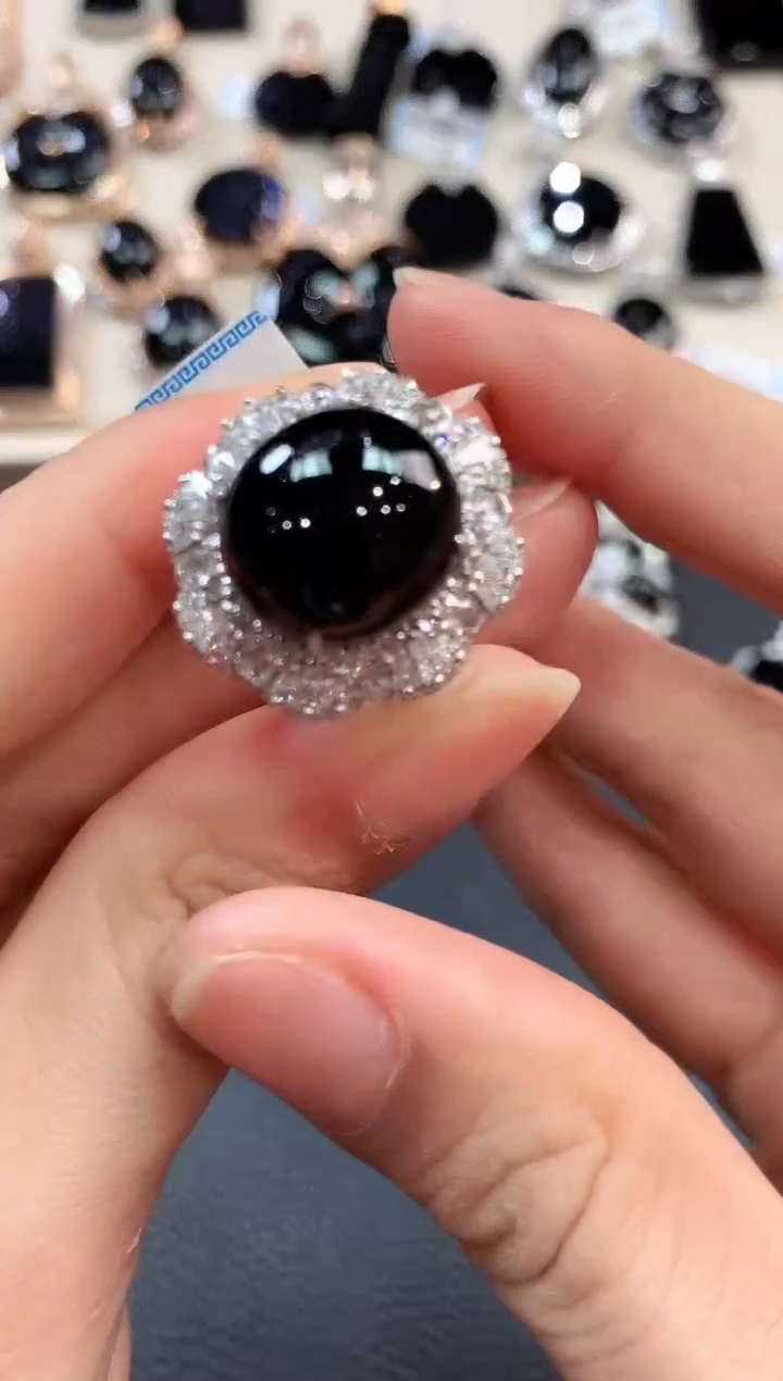 【闪购商品】翡翠戒指18K金镶嵌n1233       