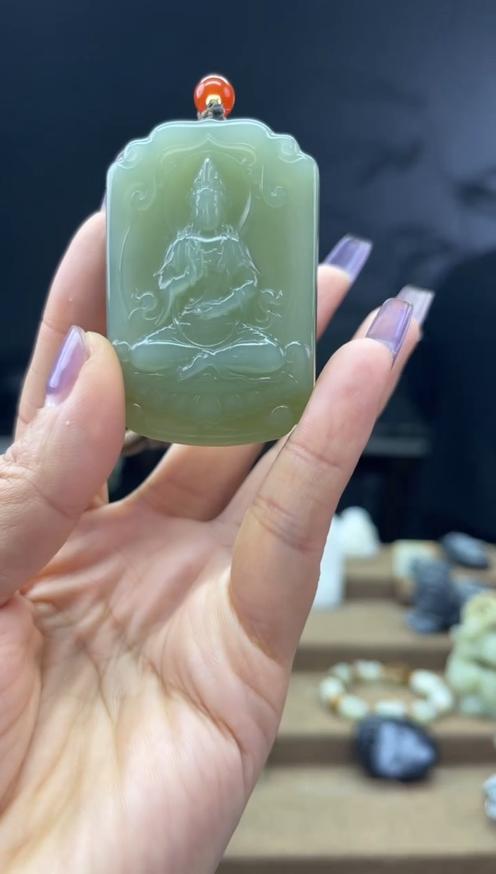 颈饰未镶嵌和田玉1