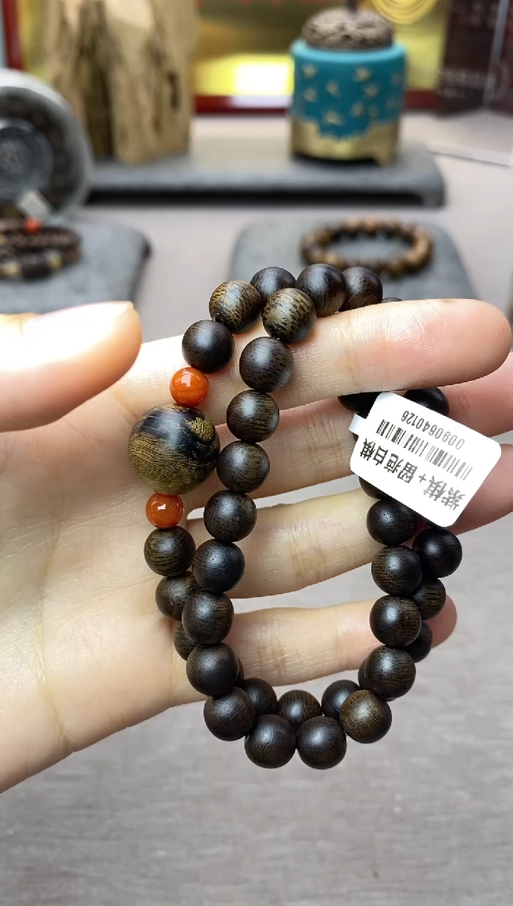 【闪购商品】沉香手串顺化紫棋玉化08+白棋留疤1.4双圈沉水