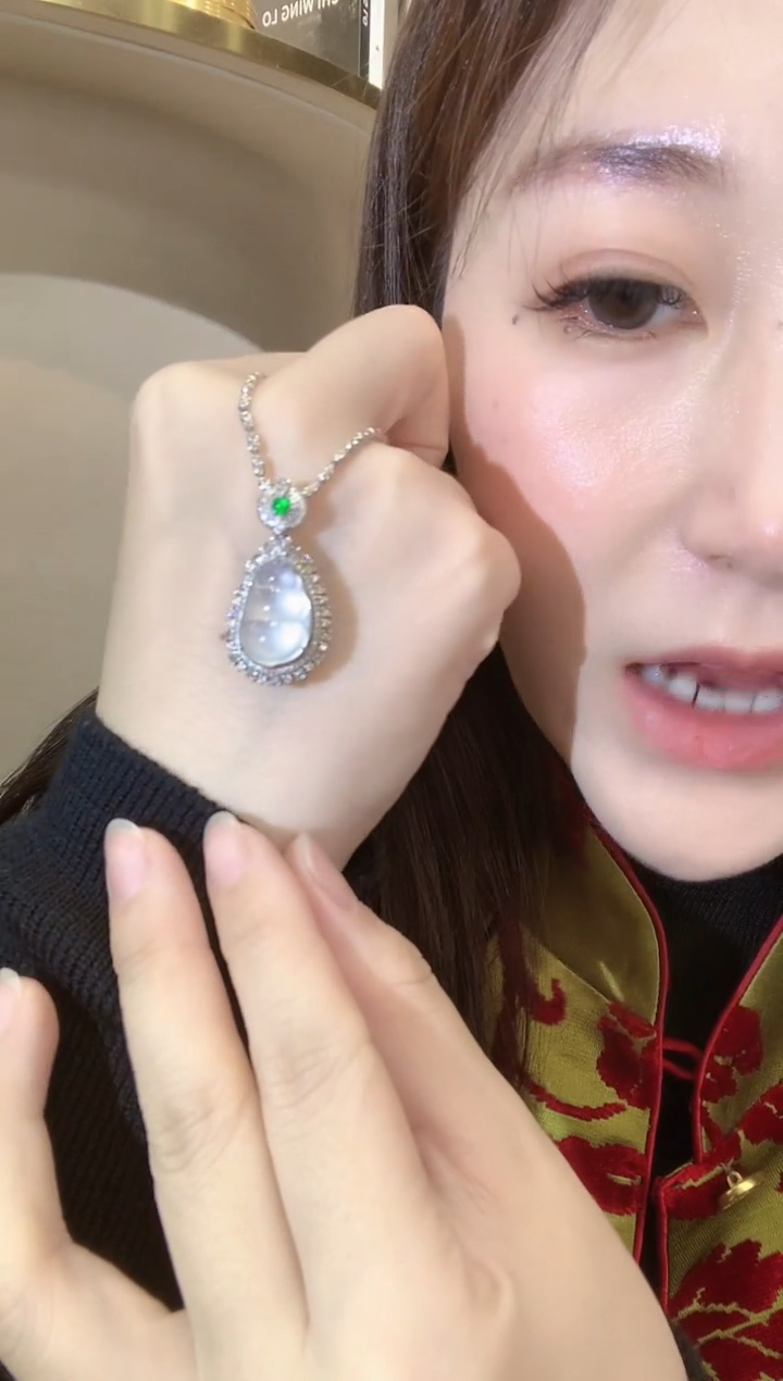 吊坠(不含链)18K金镶嵌翡翠d45