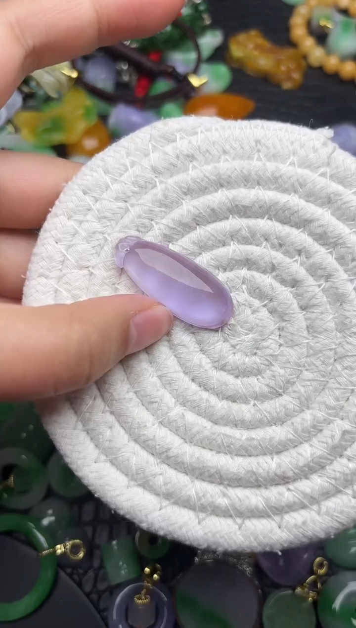 颈饰未镶嵌翡翠缅甸翡翠吊坠