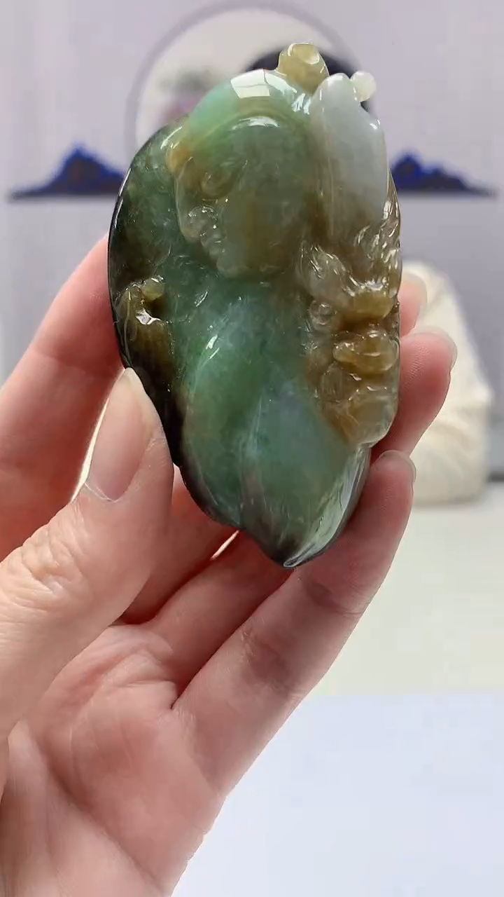 【闪购商品】定制翡翠未镶嵌4852zm-毛货挂件68