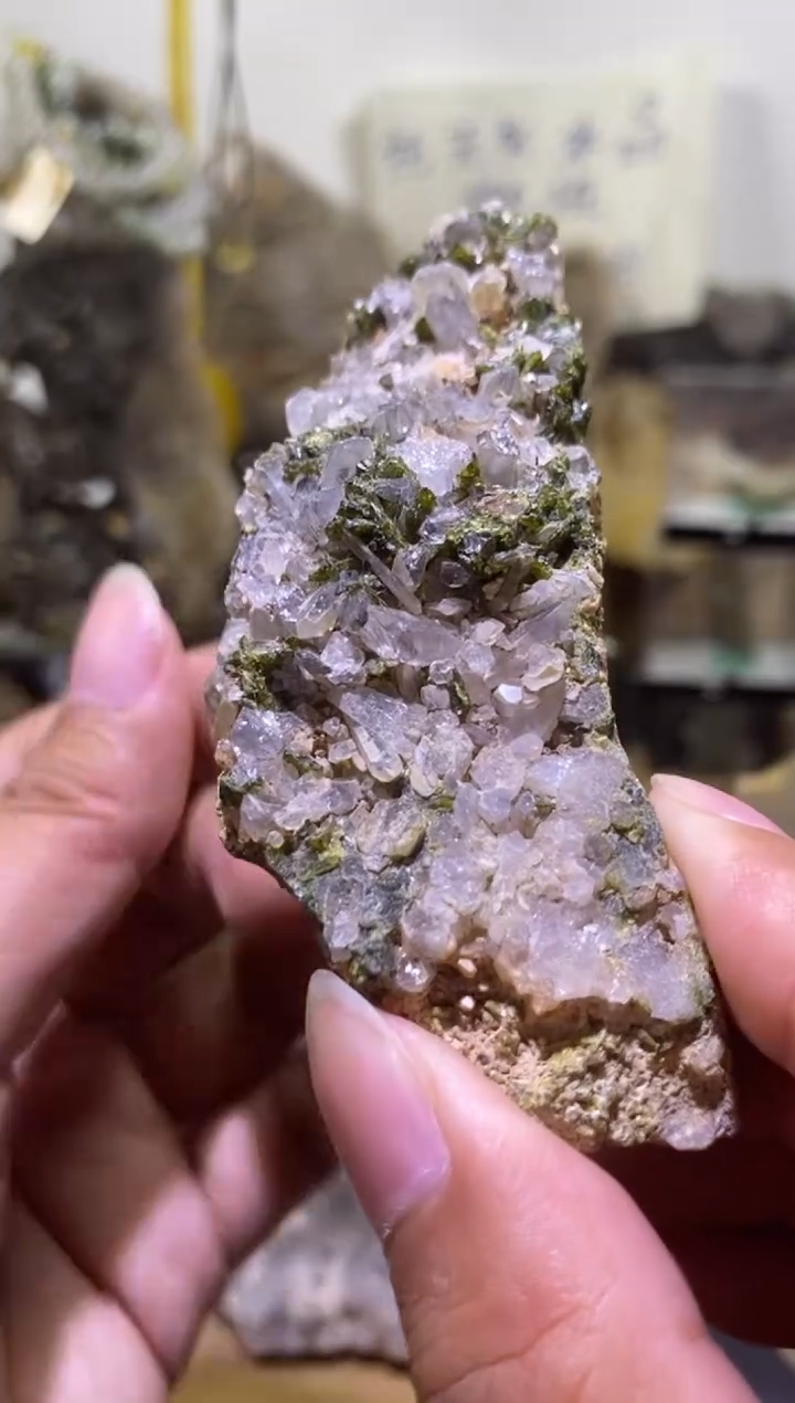 水晶珠宝半成品未镶嵌84号 93克月牙花园水晶