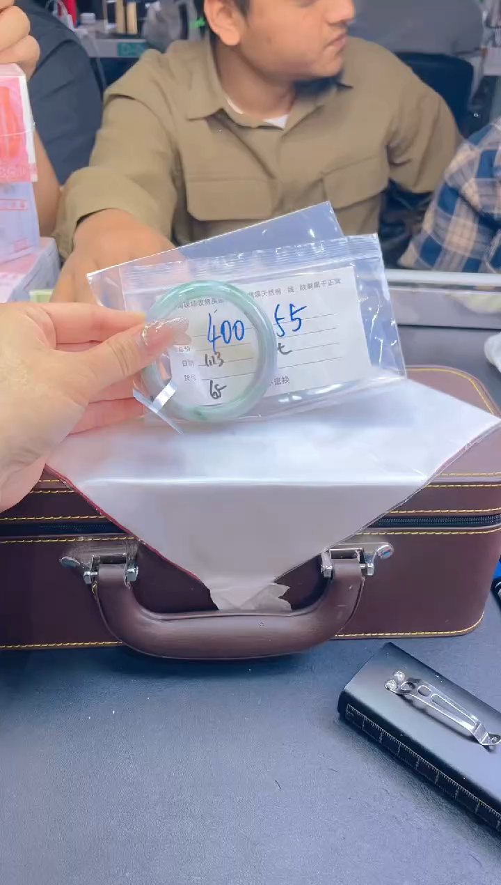 【闪购商品】定制翡翠未镶嵌毛货手镯需精细抛光/55